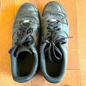 Nike black Airforce 1 size 10.5 men’s